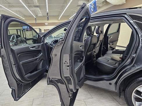 Used 2015 Ford Edge Titanium w/ Equipment Group 301A FWD image 17