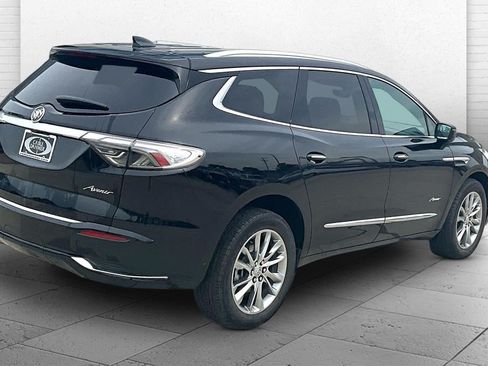 Used 2024 Buick Enclave Avenir w/ Avenir Technology Package AWD/4WD image 14