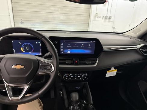 Certified 2024 Chevrolet TrailBlazer LT w/ Convenience Package AWD/4WD image 14