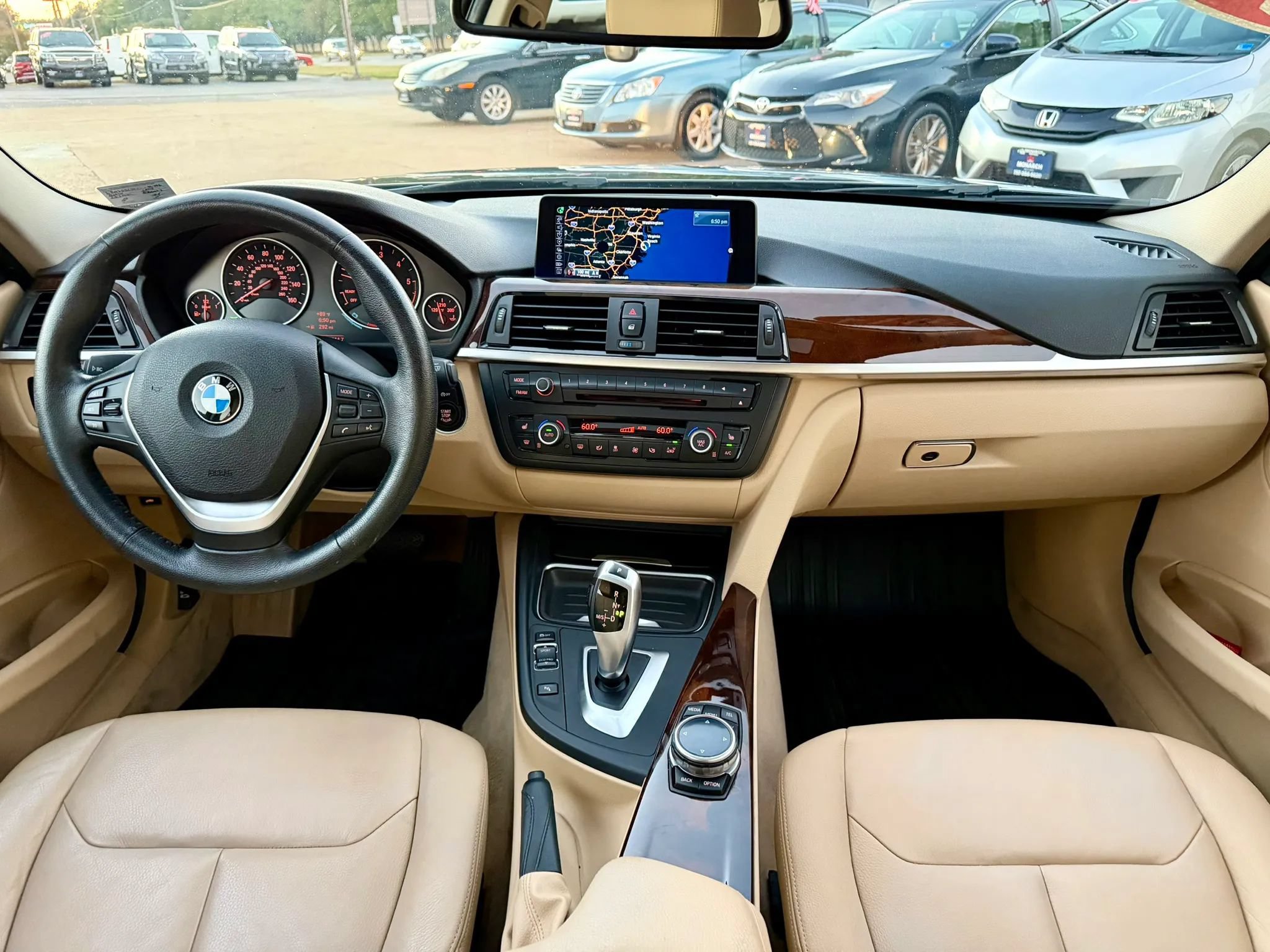 Used 2014 BMW 328d xDrive Sedan AWD/4WD image 12