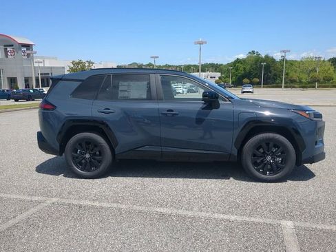 New 2026 Toyota RAV4 SE AWD/4WD image 3