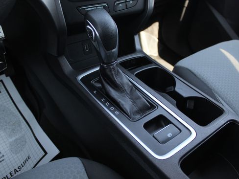 Used 2018 Ford Escape SE w/ SE Sync 3 Package image 19