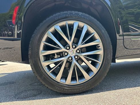 New 2026 Buick Enclave Avenir FWD image 18