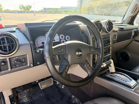 Used 2004 HUMMER H2 AWD/4WD image 17