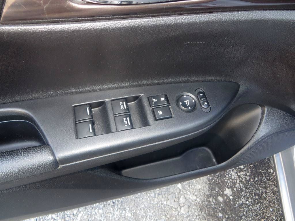 Used 2016 Honda Accord EX image 11