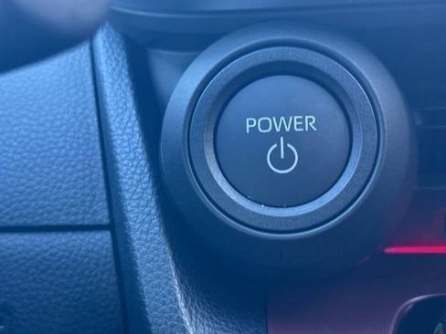 New 2026 Toyota Prius Plug-In Hybrid FWD image 27