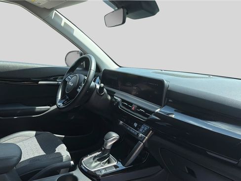 Used 2024 Kia Seltos S FWD image 21