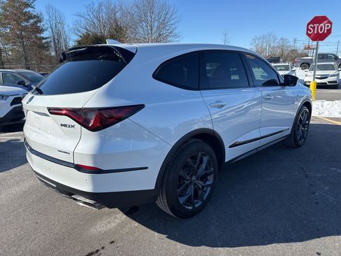 Used 2022 Acura MDX A-Spec image 6