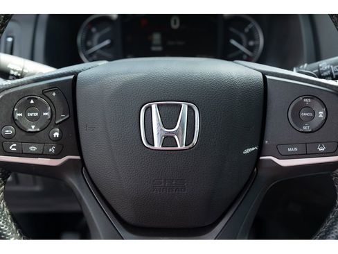 Used 2024 Honda Passport EX-L image 16