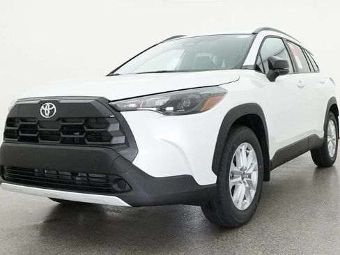 New 2026 Toyota Corolla Cross LE image 32