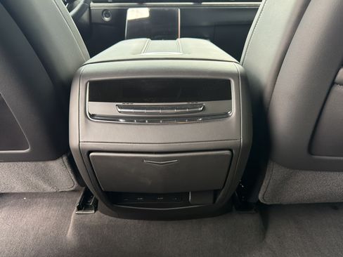 Used 2025 Cadillac Escalade V w/ LPO, ONYX Package AWD/4WD image 47