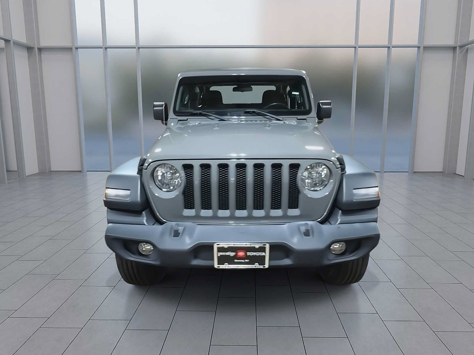 Used 2021 Jeep Wrangler Sport AWD/4WD image 3