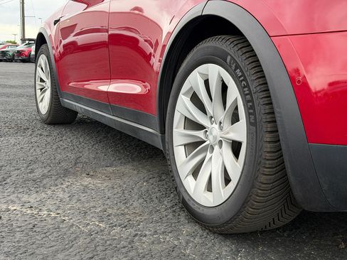 Used 2021 Tesla Model X Long Range AWD/4WD image 5