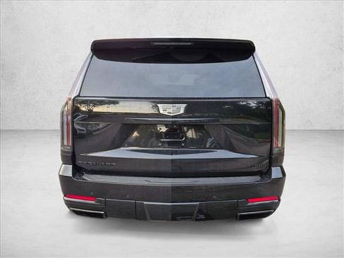 Used 2025 Cadillac Escalade Sport Platinum AWD/4WD image 6