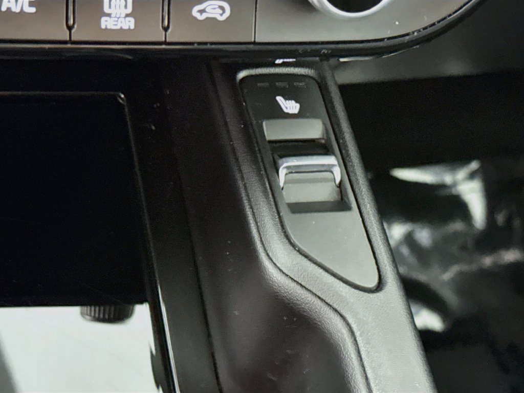 Used 2025 Kia Telluride S AWD/4WD image 14