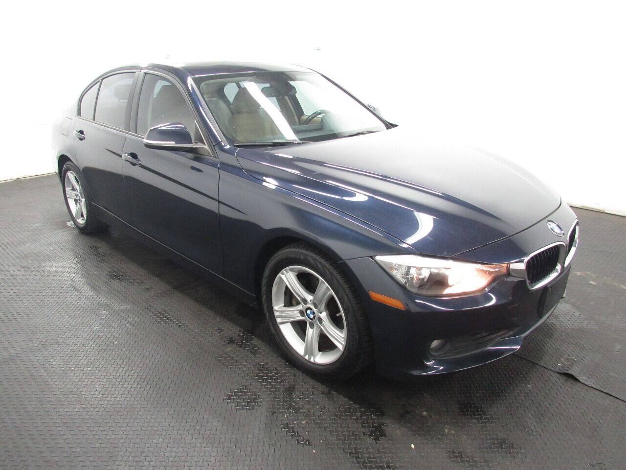 Used 2012 BMW 328i Sedan RWD image 3