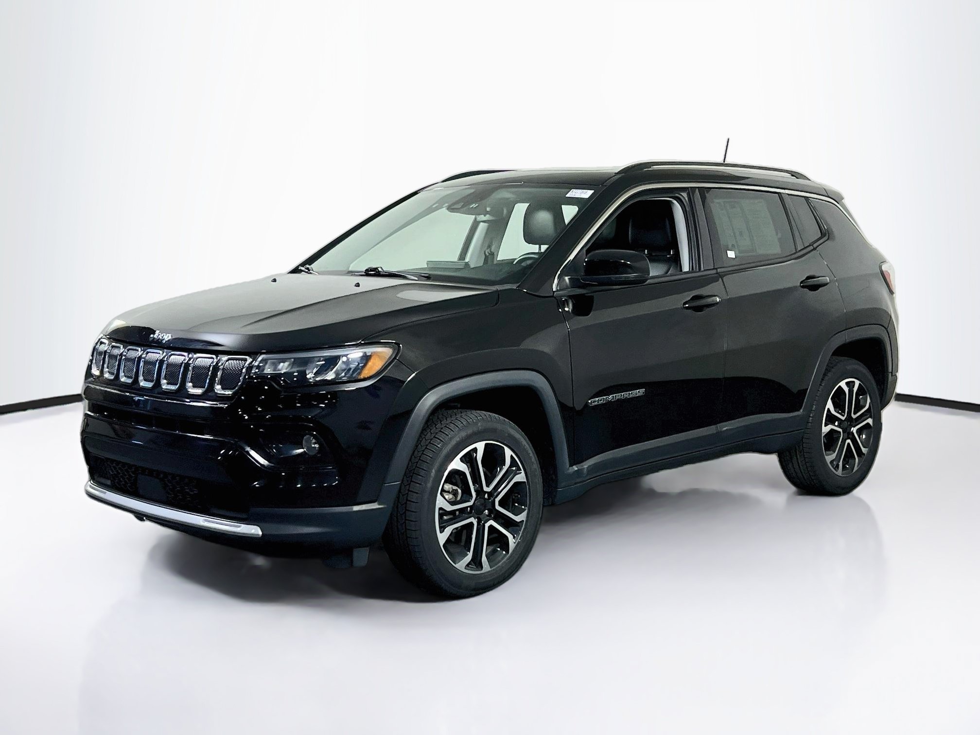 Used 2022 Jeep Compass Limited w/ Sun and Sound Group AWD/4WD image 1