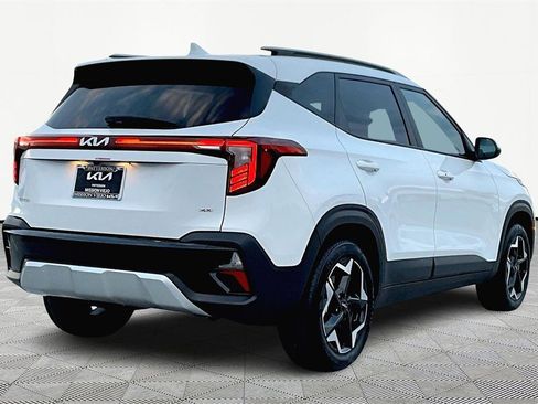 Certified 2025 Kia Seltos S image 2