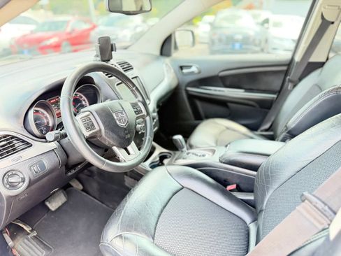 Used 2015 Dodge Journey Crossroad w/ Flexible Seating Group FWD image 19