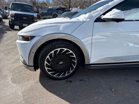Used 2022 Hyundai Ioniq 5 Limited image 19