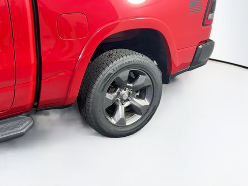 Used 2022 RAM 1500 Big Horn w/ Built-to-serve Edition image 28