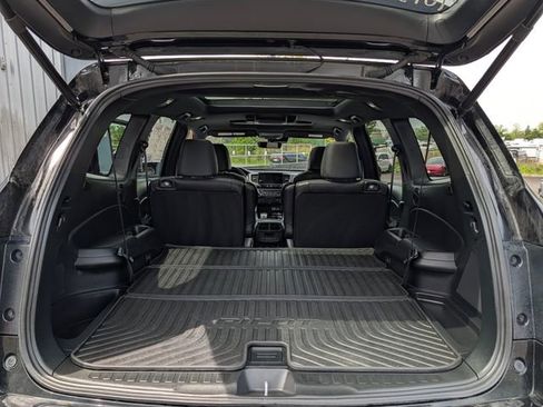 Used 2021 Honda Pilot Black Edition image 11