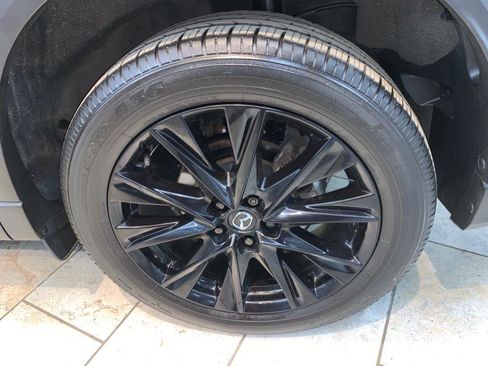 Used 2023 MAZDA CX-5 Carbon Edition image 12