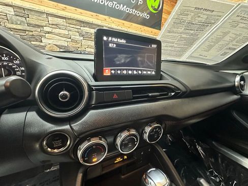 Used 2018 MAZDA MX-5 Miata Grand Touring image 26