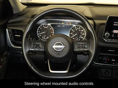 Used 2024 Nissan Rogue SV w/ SV Premium Package FWD image 7