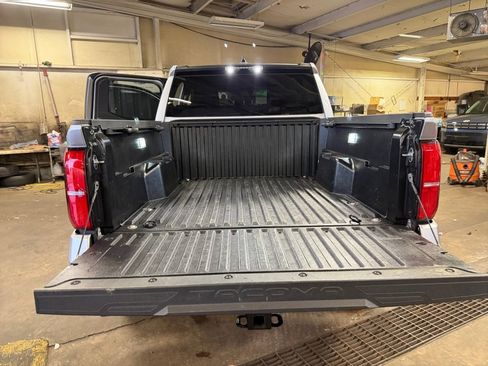 Used 2025 Toyota Tacoma SR5 image 18