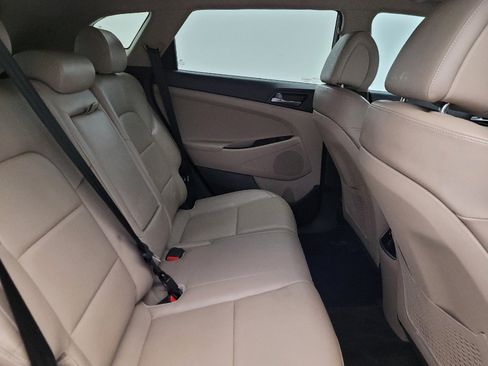 Used 2016 Hyundai Tucson Limited w/ Option Group 03 FWD image 19