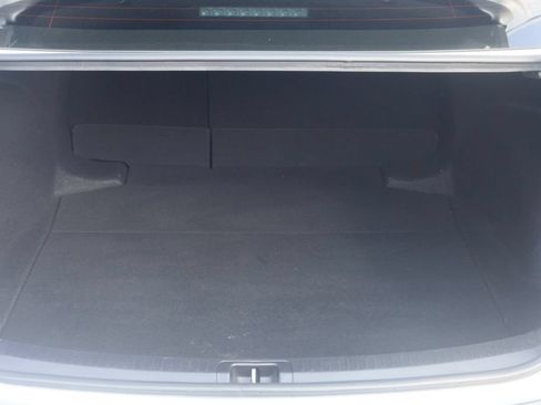 Used 2020 Toyota Corolla LE FWD image 23