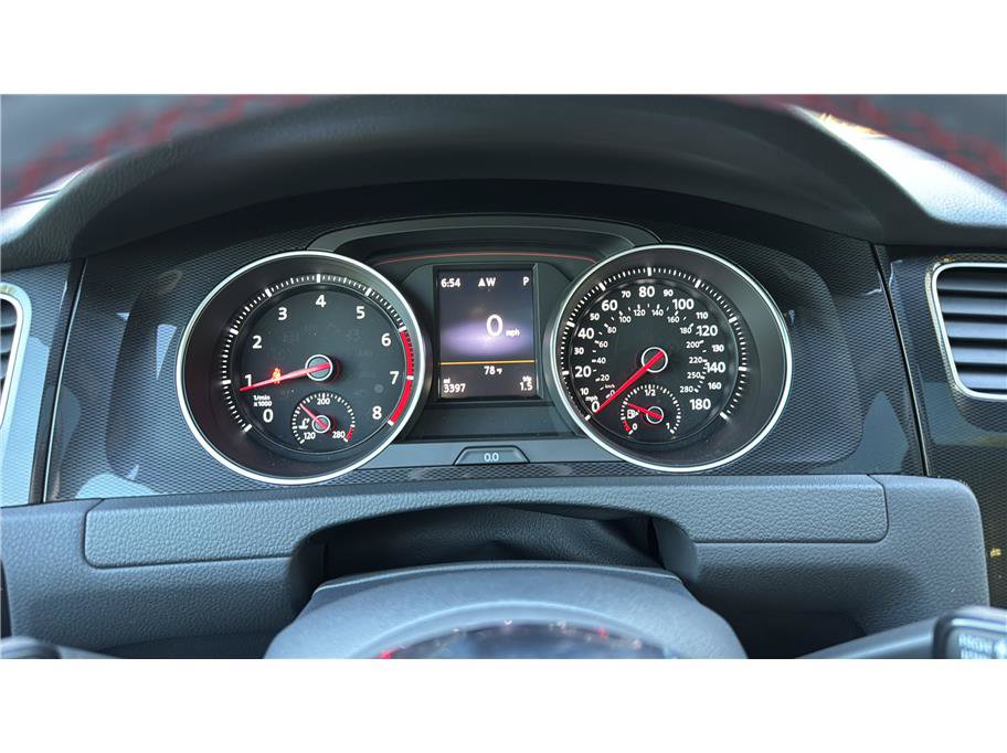 Used 2016 Volkswagen GTI SE FWD image 22