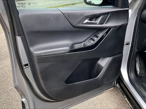 Used 2025 Chevrolet Equinox LT FWD image 22