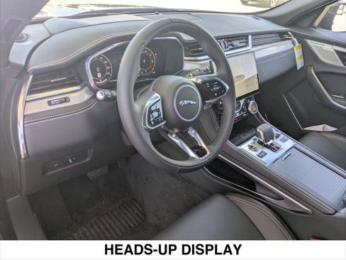 New 2026 Jaguar F-PACE R-Dynamic S image 7
