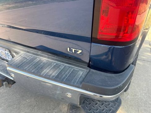 Used 2017 Chevrolet Silverado 2500 LTZ w/ Duramax Plus Package AWD/4WD image 12