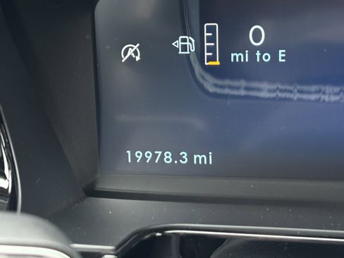 Used 2024 Lincoln Corsair Reserve image 25