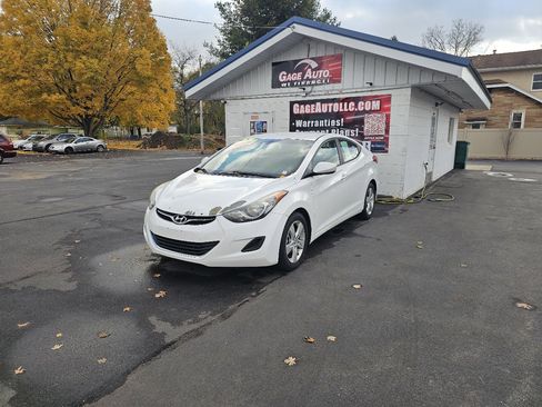 Used 2013 Hyundai Elantra GLS image 4