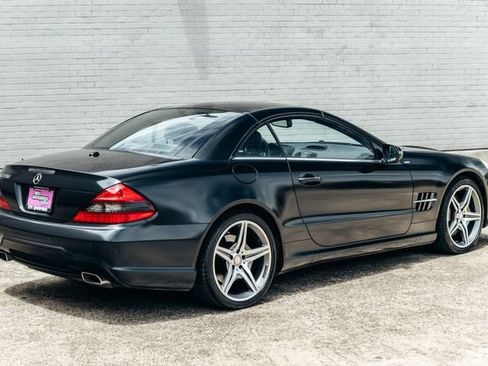 Used 2011 Mercedes-Benz SL 550 image 35