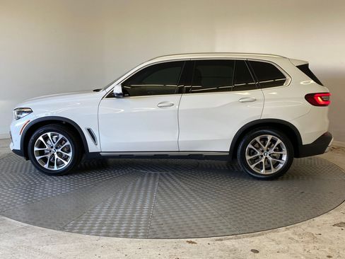 Certified 2023 BMW X5 xDrive40i w/ Premium Package image 2