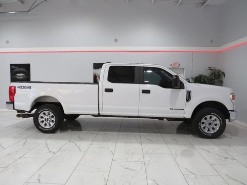 Used 2021 Ford F250 XL w/ STX Appearance Package image 3
