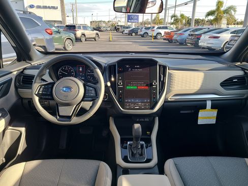 Used 2025 Subaru Forester Premium image 15