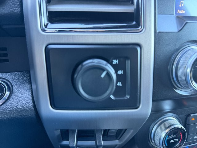 Used 2021 Ford F450 Platinum w/ FX4 Off-Road Package AWD/4WD image 19