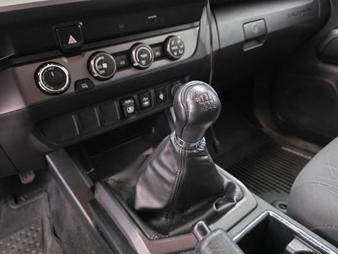 Used 2019 Toyota Tacoma TRD Off-Road image 25