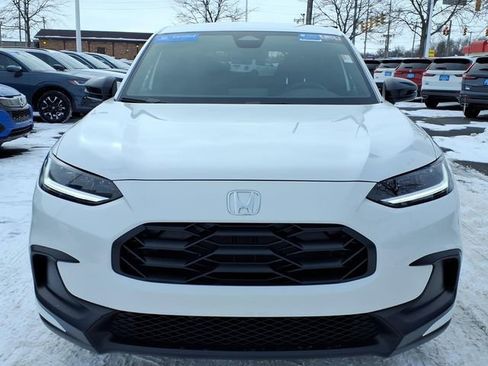 Certified 2026 Honda HR-V Sport image 2