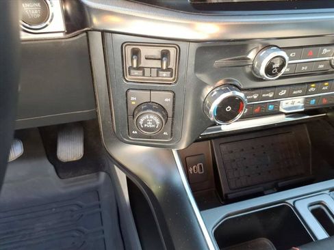 Used 2025 Ford F150 Raptor AWD/4WD image 33