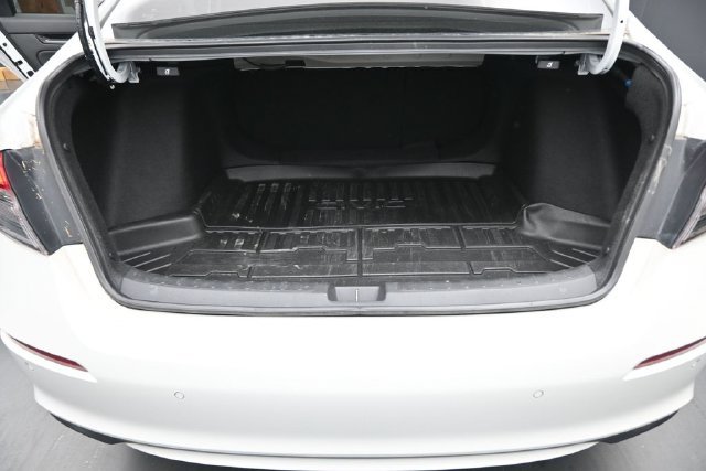 Used 2022 Honda Civic Touring image 23