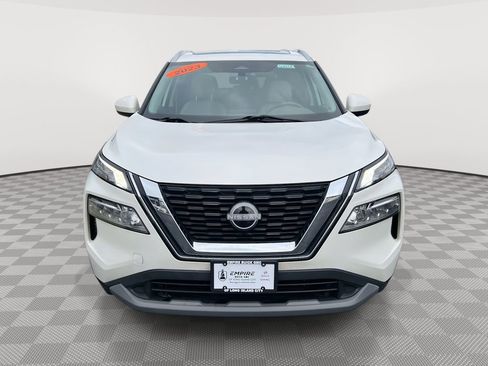 Used 2023 Nissan Rogue SV w/ SV Premium B Package AWD/4WD image 2