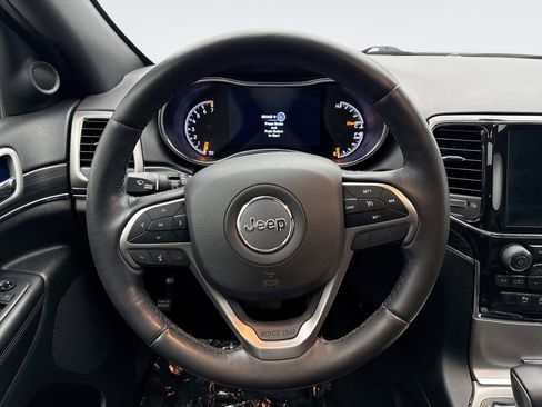 Used 2021 Jeep Grand Cherokee Limited image 12