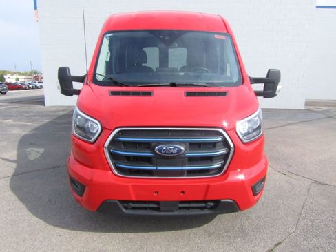 Used 2024 Ford E-Transit 148 Medium Roof image 3